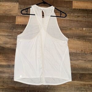 Lululemon Tranquil Mesh Crossback White Tank Top Size 6 Activewear